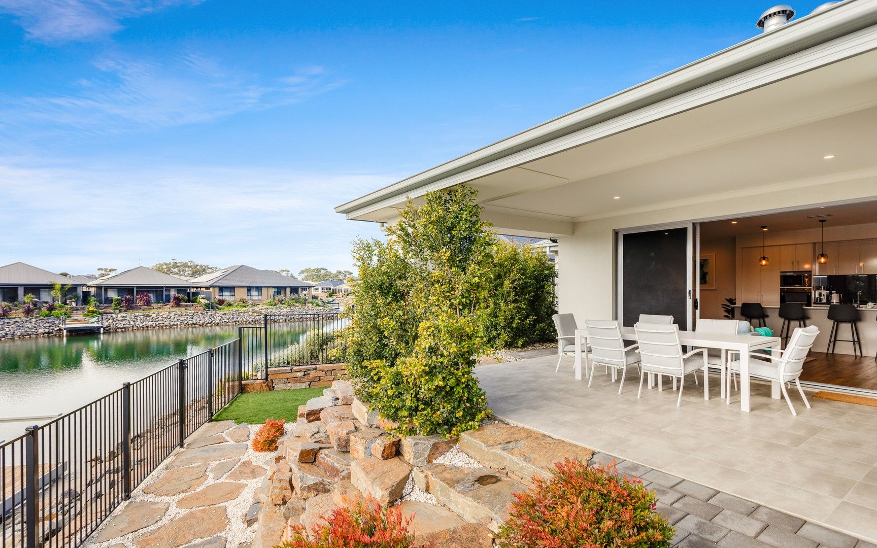 30 Strathmore Court, Victor Harbor SA 5211, Image 0