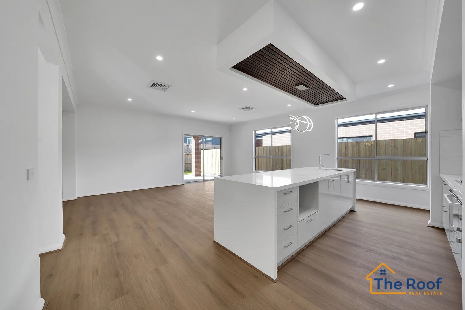 Additional image 4 of 22 Aristides Crescent, Thornhill Park VIC 3335