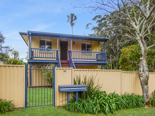 2/2 Lakewood Avenue, Green Point NSW 2251