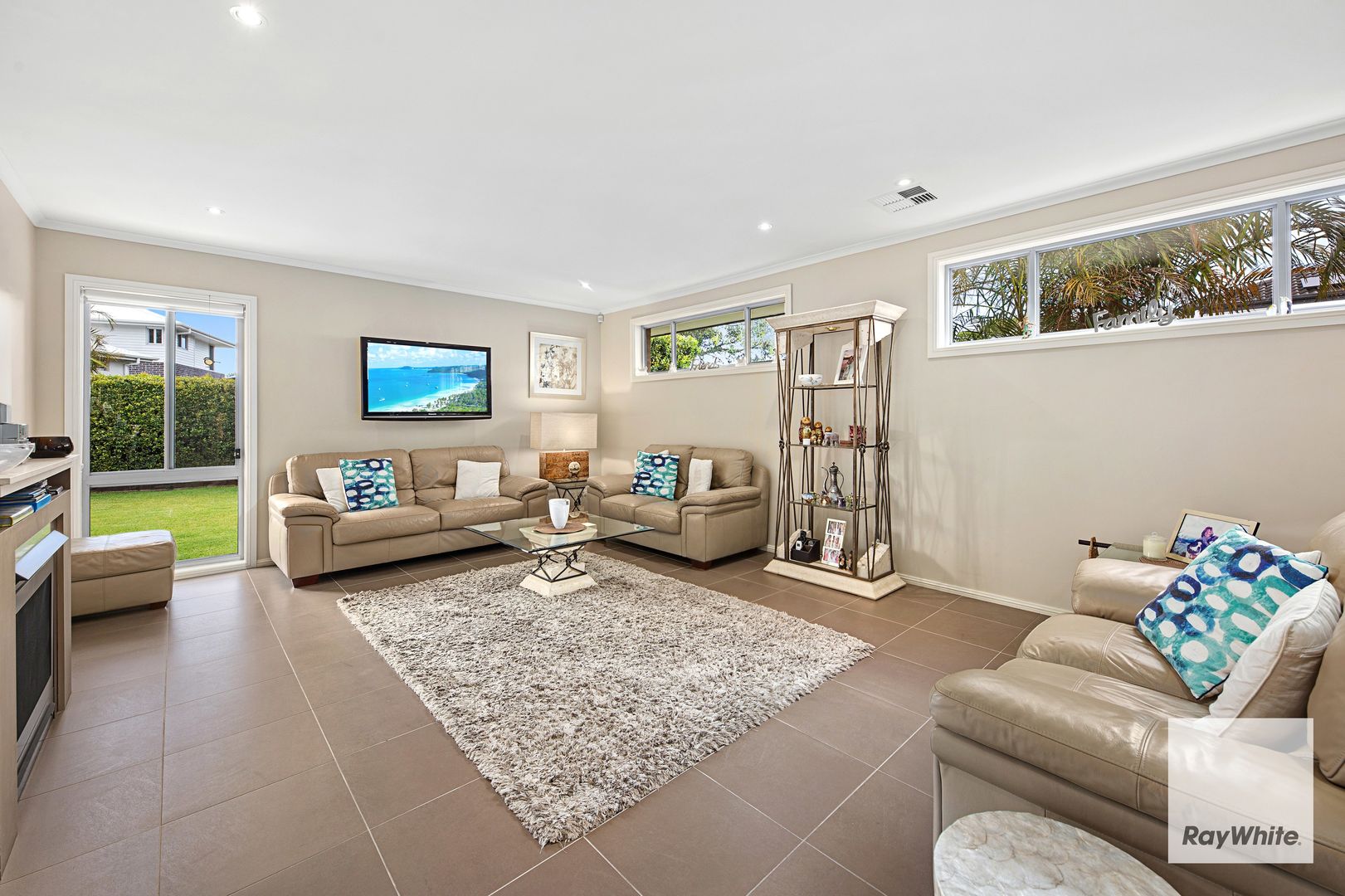 118 Gannons Road, Caringbah South NSW 2229, Image 2