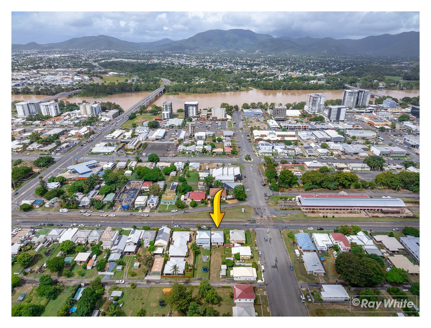 68 Denison Street, Rockhampton City QLD 4700, Image 2