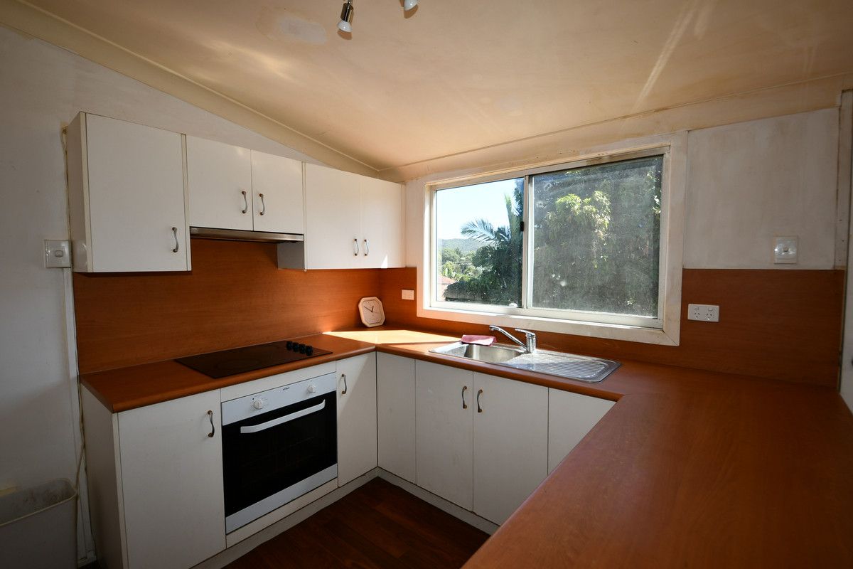 61 Dee Street, Mount QLD 4714 House For Rent 330 Domain