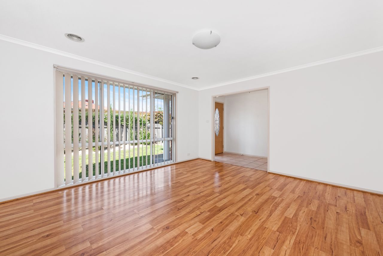 19 Cockatoo Close, Nicholls ACT 2913, Image 1