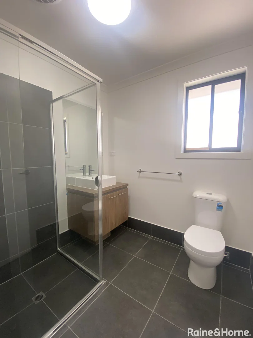 Additional image 4 of 46 West Parkway, Andrews Farm SA 5114