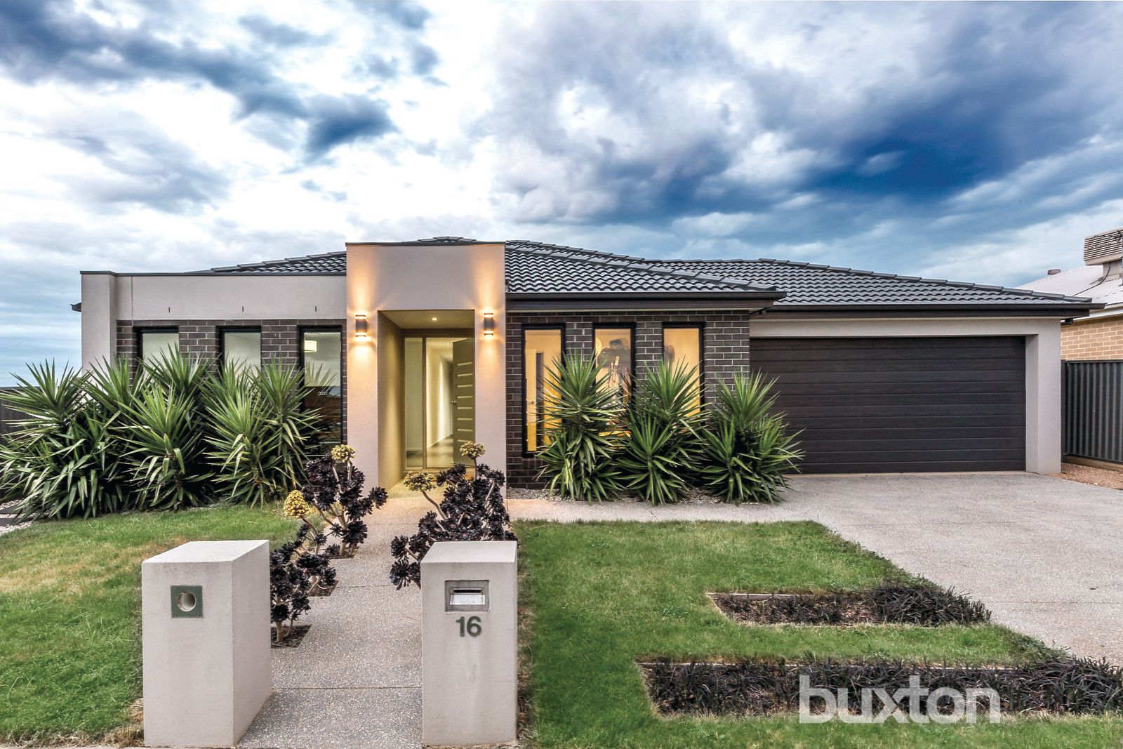 16 Warburton Drive, Lucas VIC 3350, Image 1