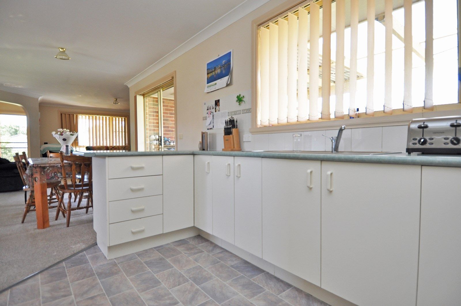 12 Ussher Crescent, Windradyne NSW 2795, Image 2