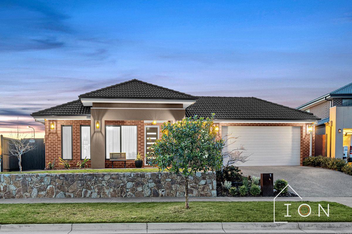 5 bedrooms House in 1 Reflections Boulevard CLYDE NORTH VIC, 3978