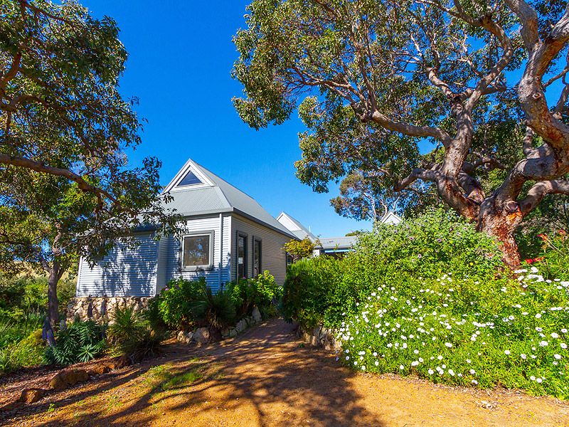 36 Eagle Bay Road, Eagle Bay WA 6281, Image 0