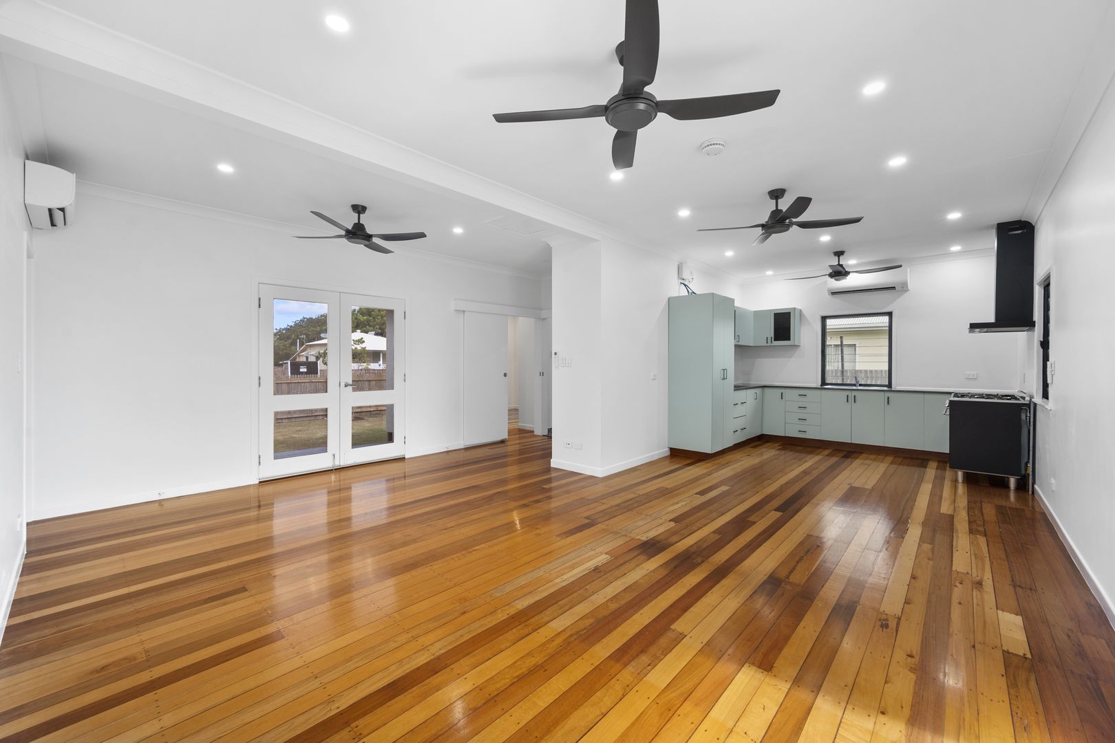 23 Montgomery Street, West End QLD 4810, Image 1
