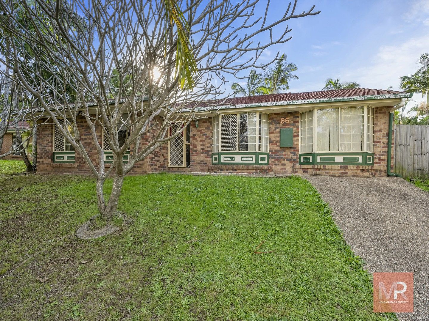 3 bedrooms House in 66 Avonmore Street EDENS LANDING QLD, 4207