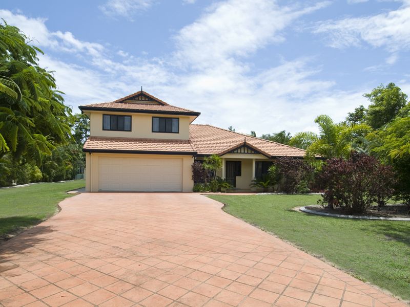 16 Meadow Drive, Dundowran Beach QLD 4655, Image 1