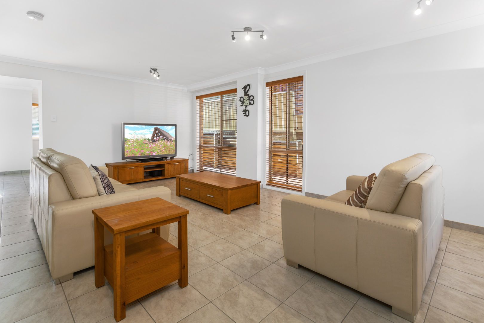 98b Lord Howe Drive, Hinchinbrook NSW 2168, Image 1