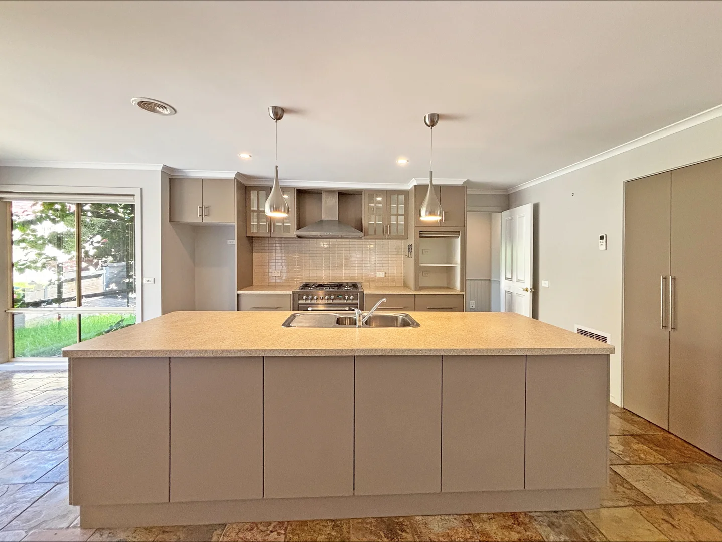 Additional image 4 of 15 Margaret Street, Warragul VIC 3820