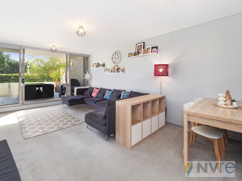 2/5 Sandpiper Crescent, Newington NSW 2127, Image 1