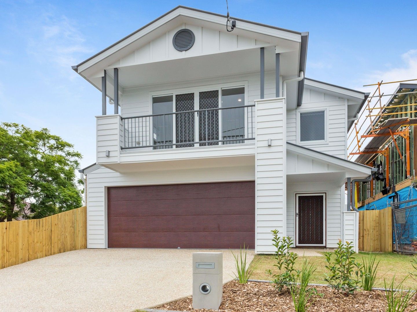 5 bedrooms House in 10 Keeling Street COOPERS PLAINS QLD, 4108