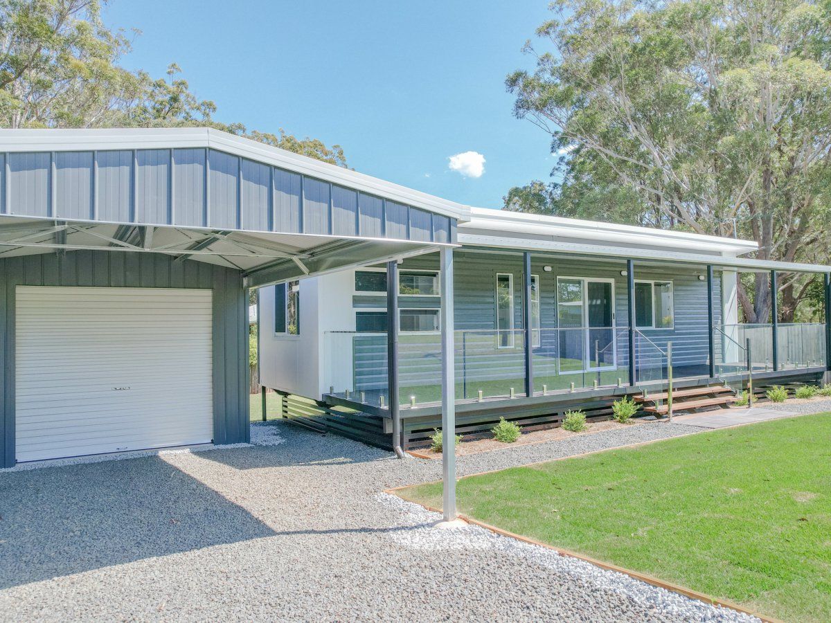 2 bedrooms House in 100 Laurel Street RUSSELL ISLAND QLD, 4184