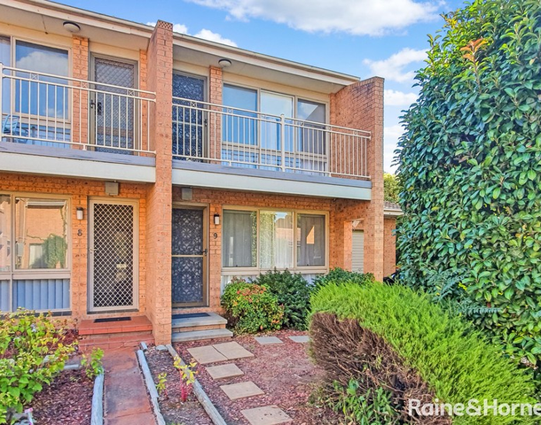 9/11 Donald Road, Queanbeyan NSW 2620