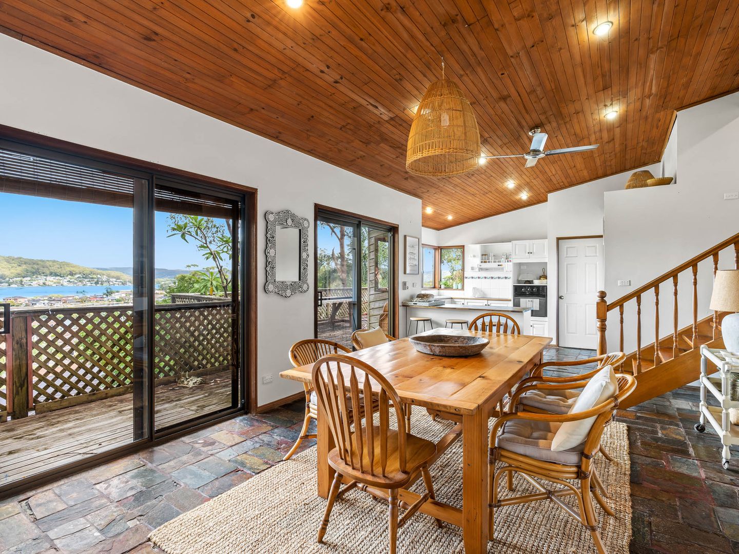 48 Yugari Crescent, Daleys Point NSW 2257, Image 2