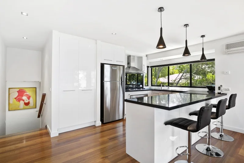 Additional image 7 of 3/26 Hopetoun Terrace, Lorne VIC 3232