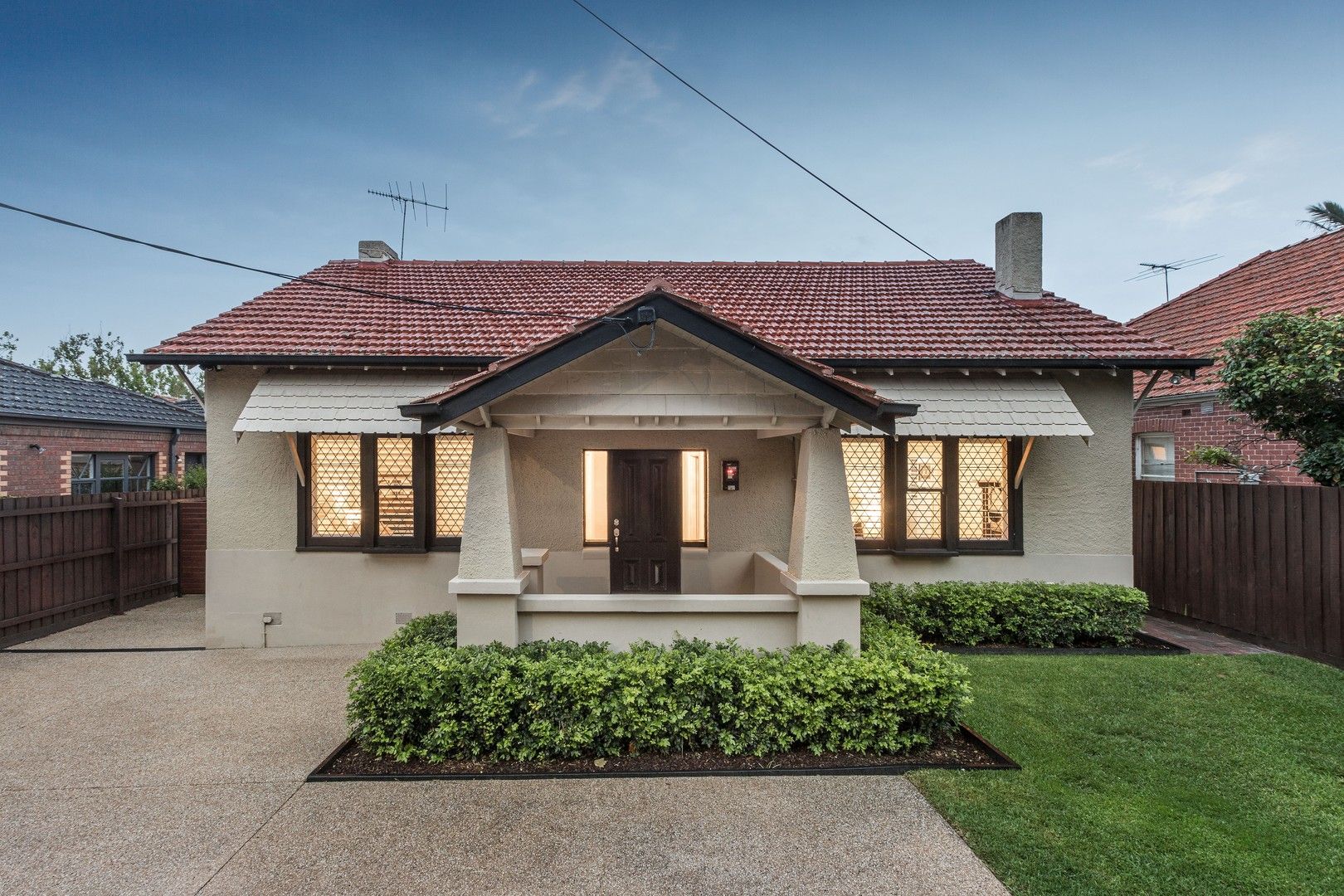 5 bedrooms House in 243 Alma Road ST KILDA EAST VIC, 3183