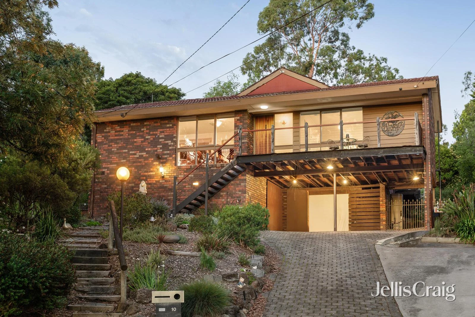 Primary image of 10 Novello Court, Eltham VIC 3095