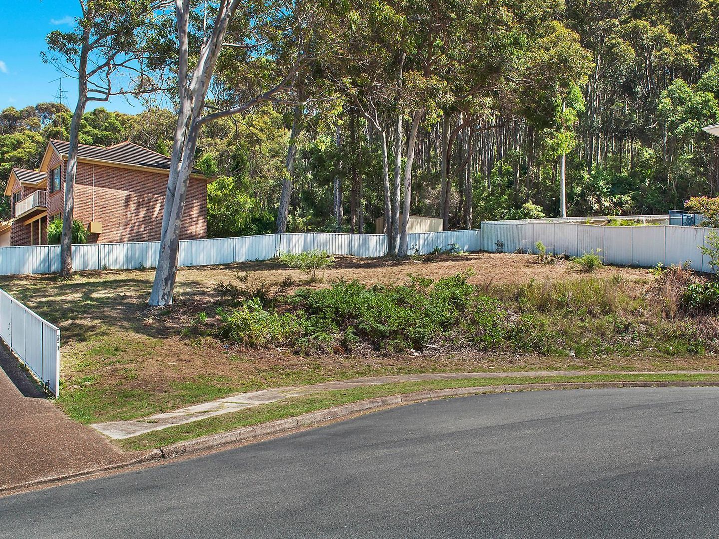 27 Copper Valley Close, Caves Beach NSW 2281, Image 1