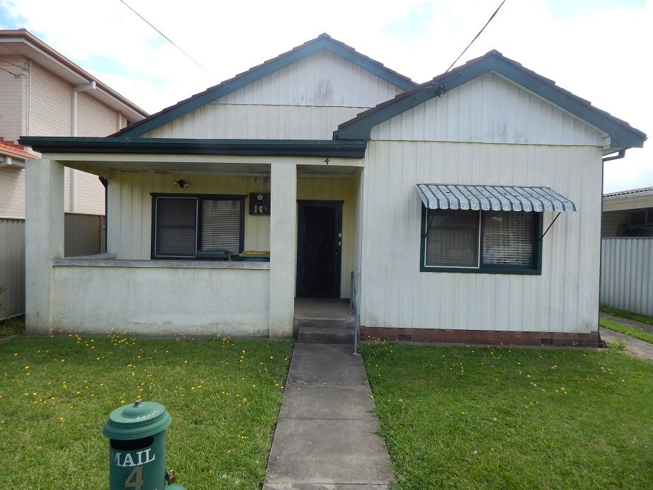 4 bedrooms House in 4 Cathcart Street FAIRFIELD NSW, 2165