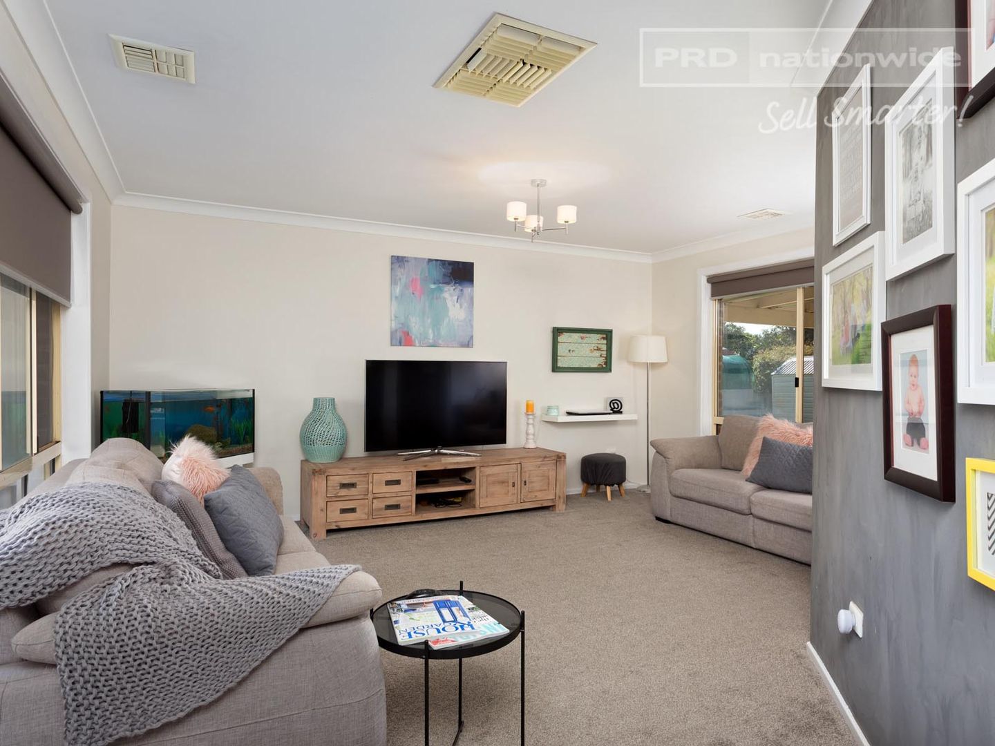 54 Dalman Parkway, Glenfield Park NSW 2650, Image 2