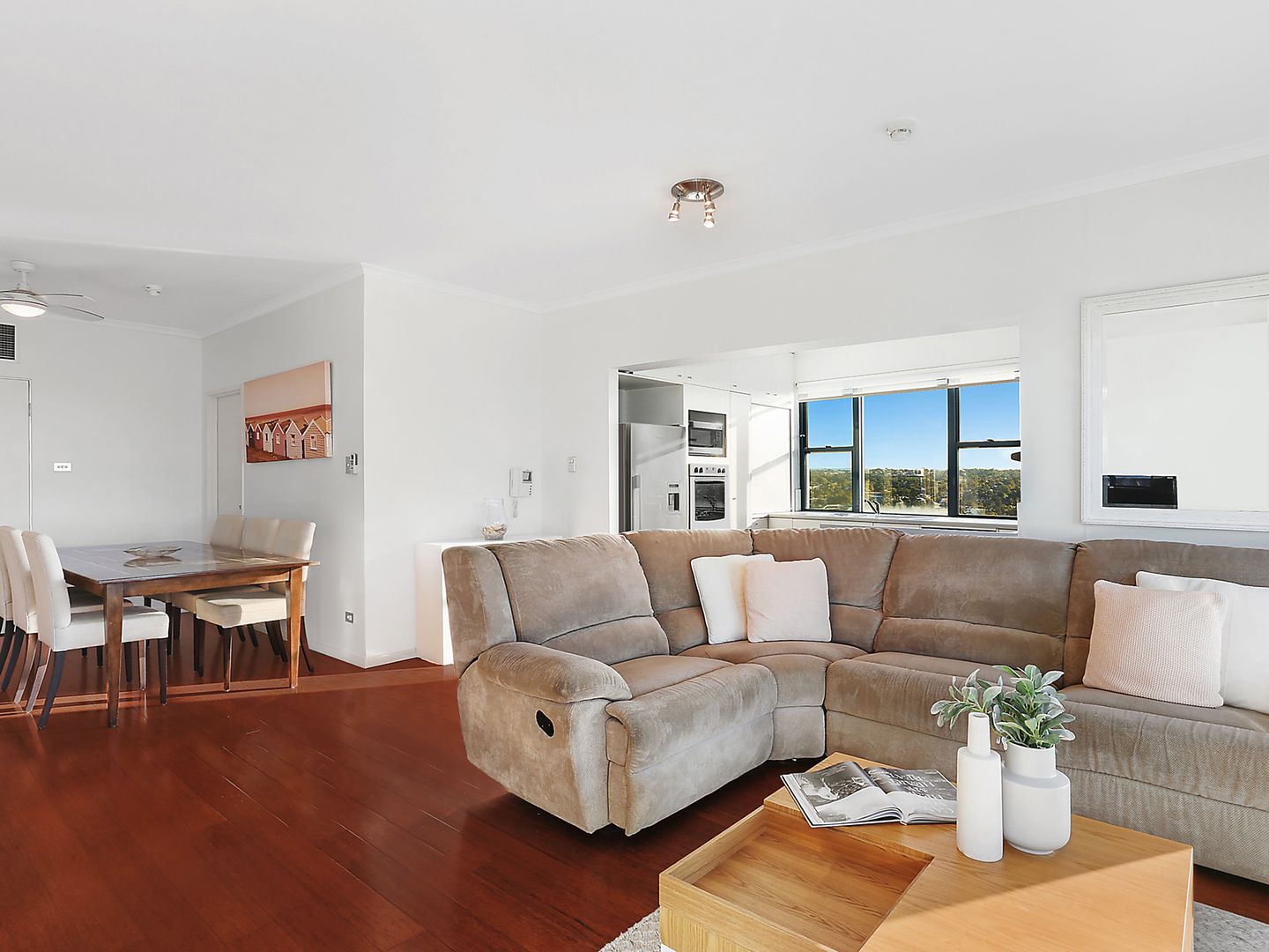 801/20 Gerrale Street, Cronulla NSW 2230, Image 2