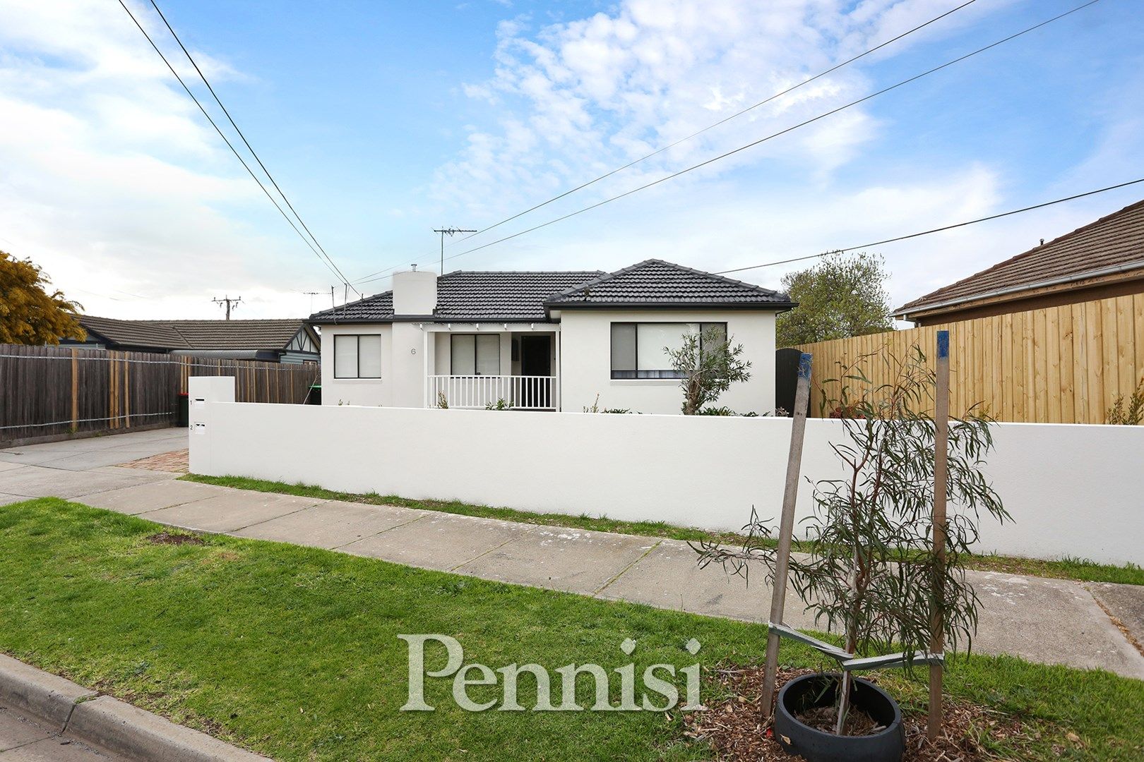 1/6 Laurence Ave, Airport West VIC 3042, Image 0