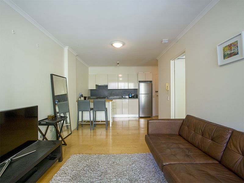 208/200 Campbell Street, Surry Hills NSW 2010, Image 2