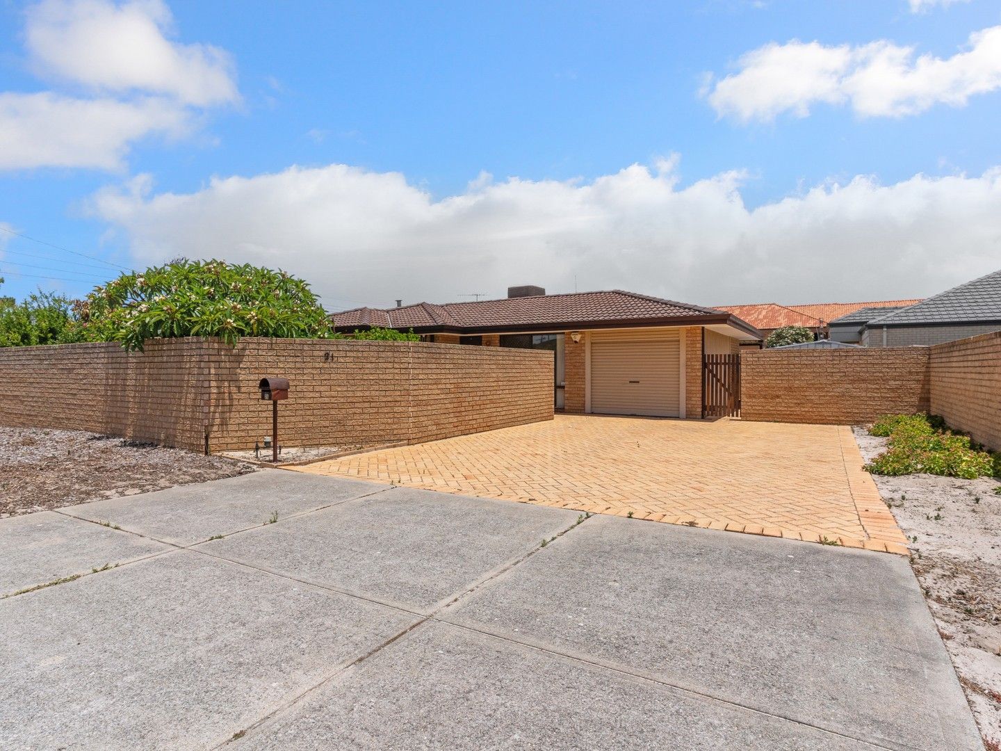 21 Doust Street, Cannington WA 6107, Image 0