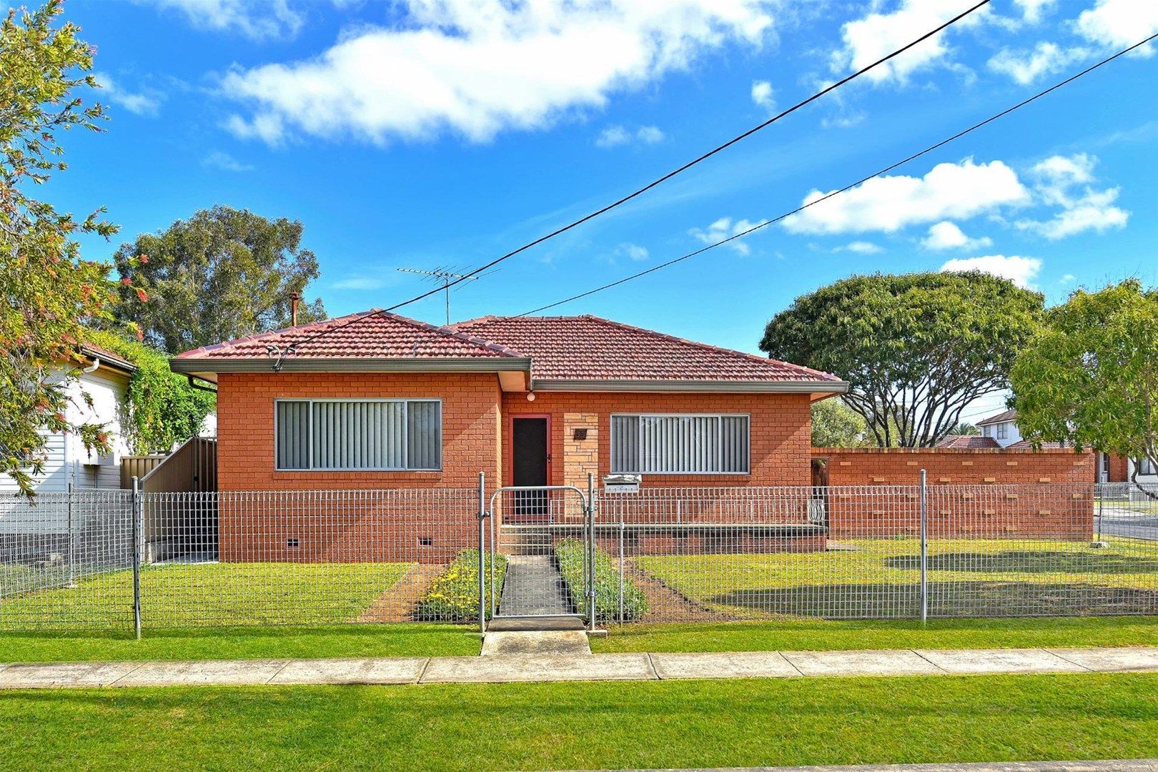 33 Arlewis Street, Chester Hill NSW 2162, Image 0