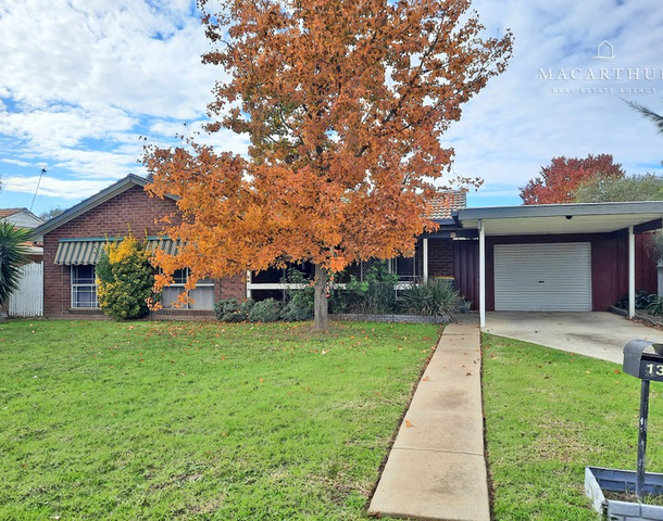 13 Lockett Place, Tolland NSW 2650