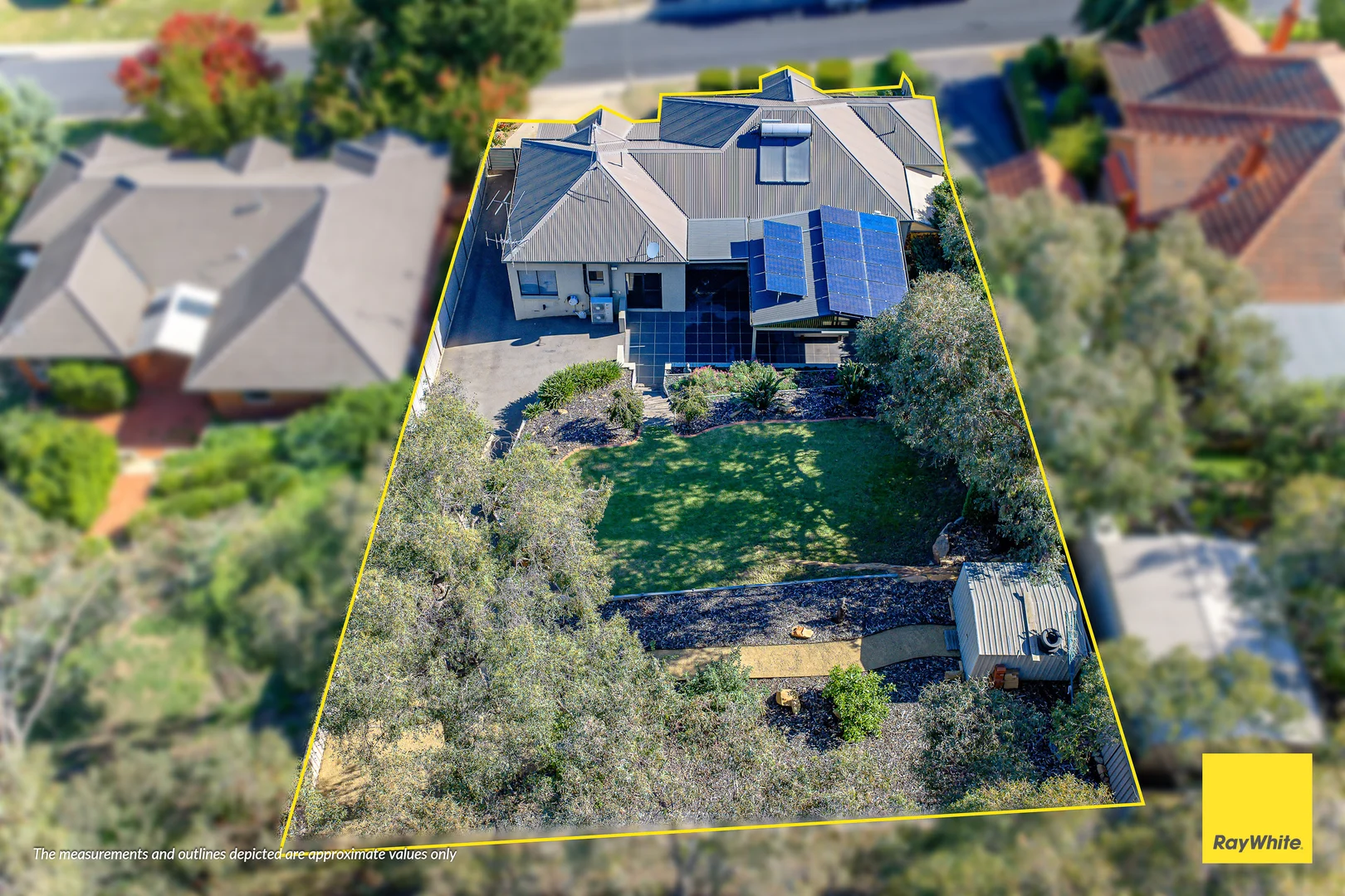 Additional image 25 of 43 Broad Parade, Spring Gully VIC 3550