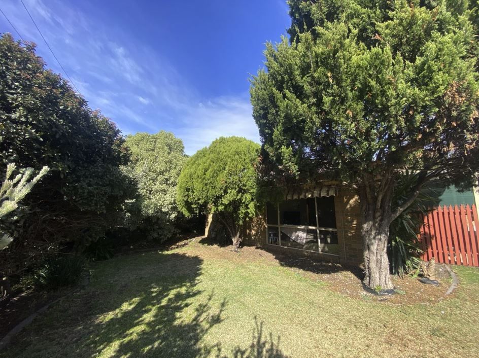 3 bedrooms House in 110 Walls Road WERRIBEE VIC, 3030