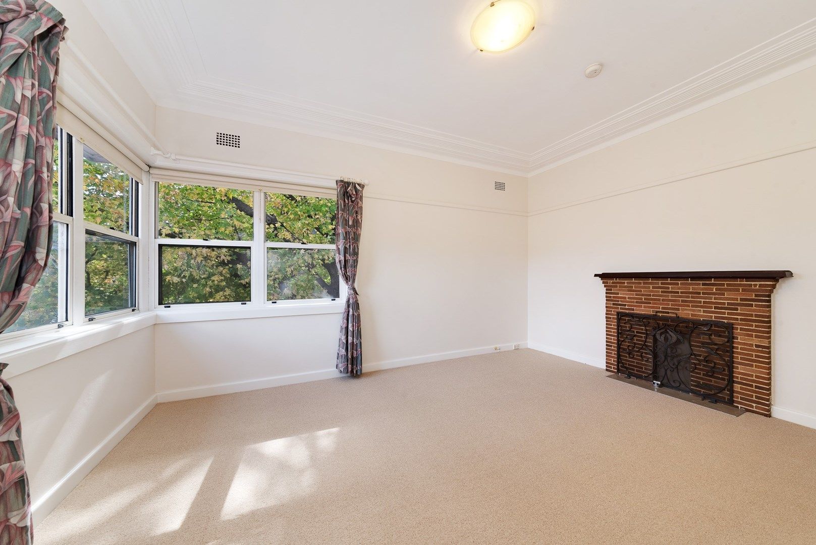 2 bedrooms Apartment / Unit / Flat in 4/638 Pacific Highway CHATSWOOD NSW, 2067