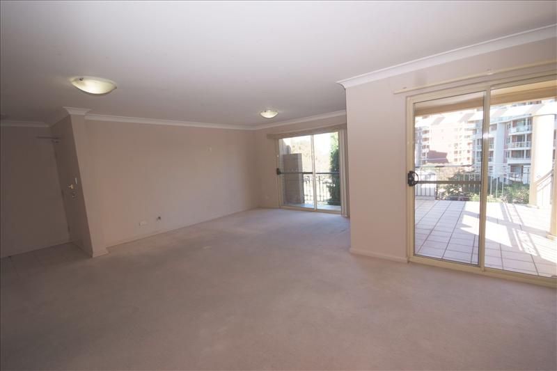 30/3 Bradley Place, Liberty Grove NSW 2138, Image 1