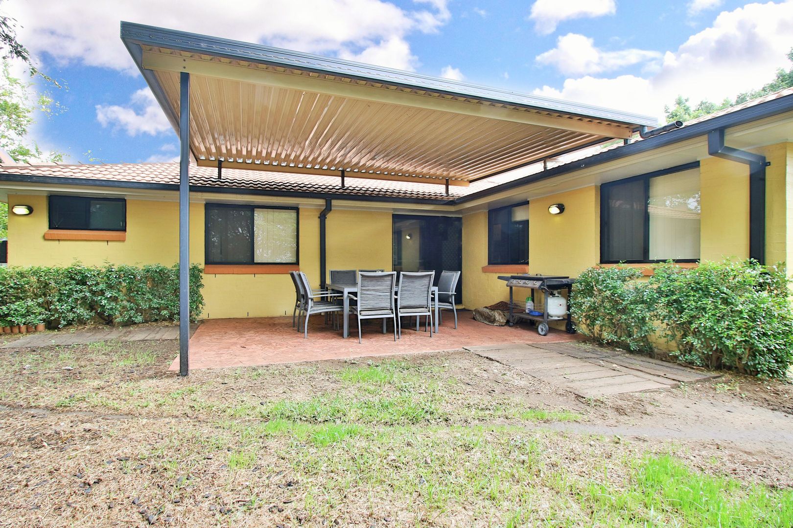 71 Rumsey Drive, Raceview QLD 4305, Image 1