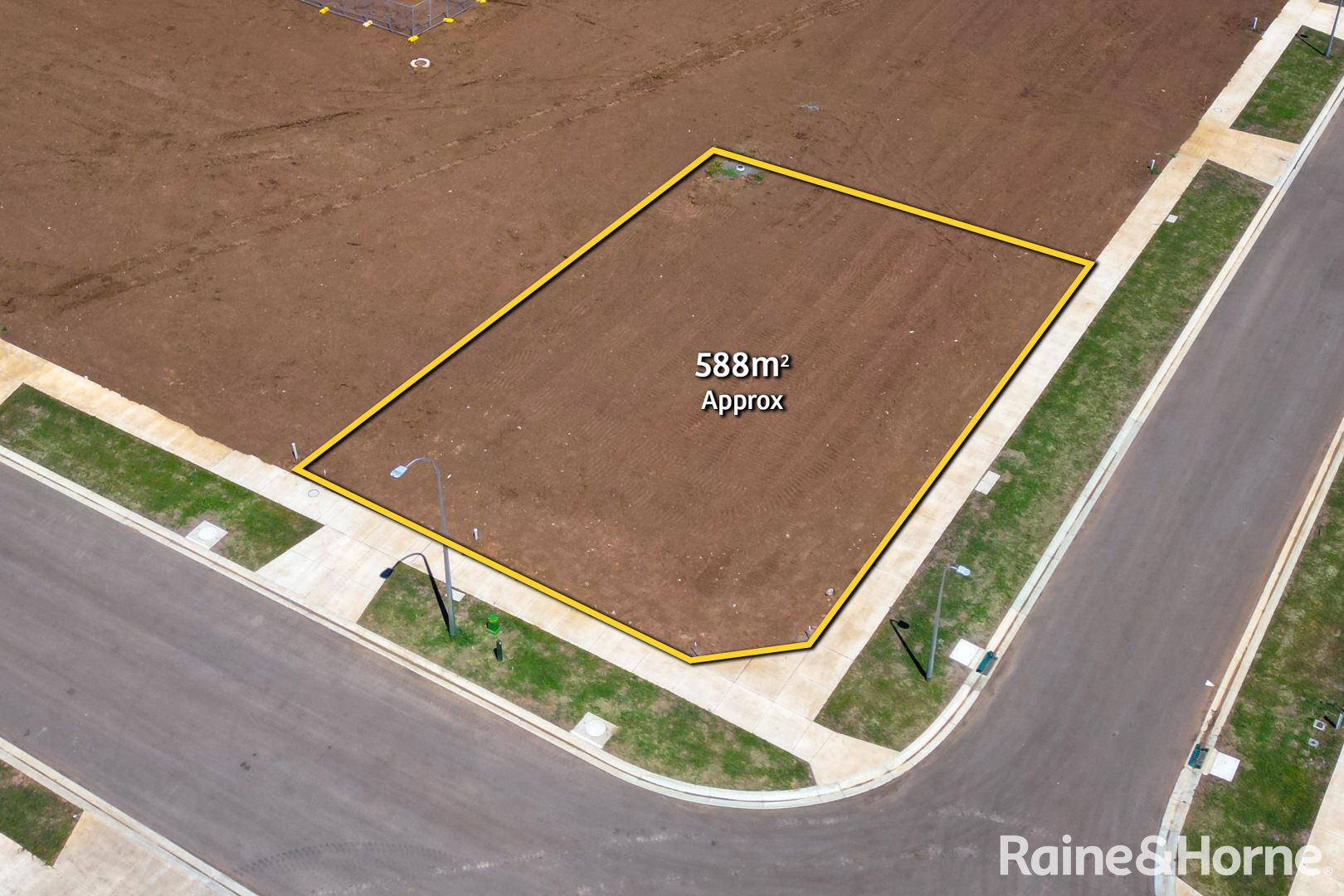 31 Crossmount Drive, New Gisborne VIC 3438 Domain