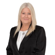 Donna Paton, Sales representative