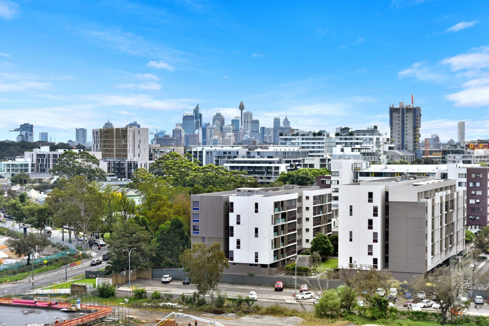 3 bedrooms Apartment / Unit / Flat in 905/8 Rose Valley Way ZETLAND NSW, 2017