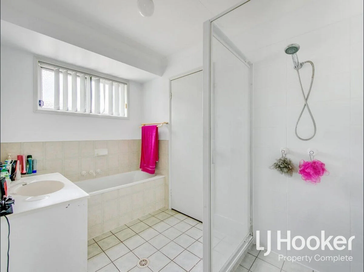 Additional image 11 of 7 Gleditsia Close, Regents Park QLD 4118