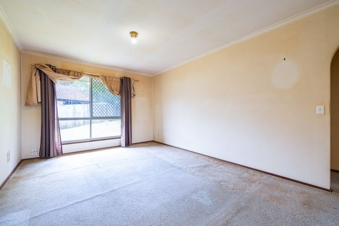 2/11 Gladys Street Labrador 4215 - Image 4