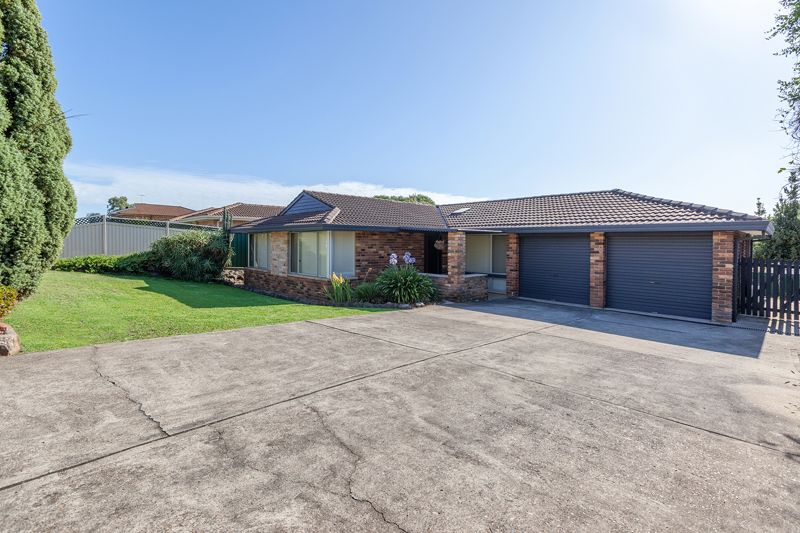 28 Chardonnay Avenue, Eschol Park NSW 2558, Image 0