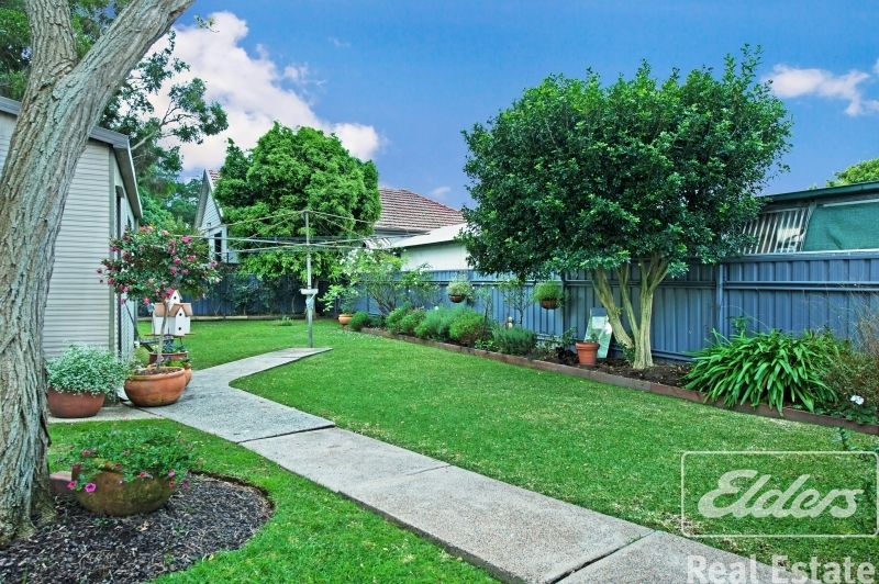 11 Russell Road, New Lambton NSW 2305, Image 2