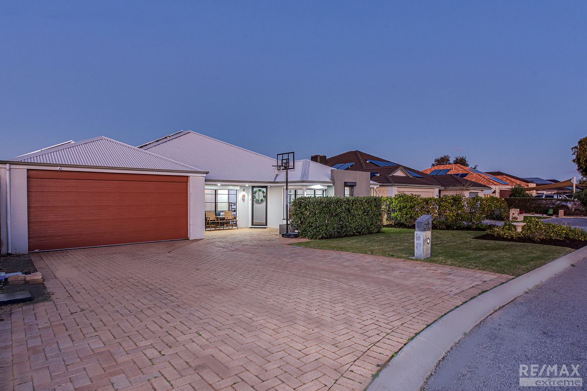 4 bedrooms House in 17 Finglas Meander BUTLER WA, 6036