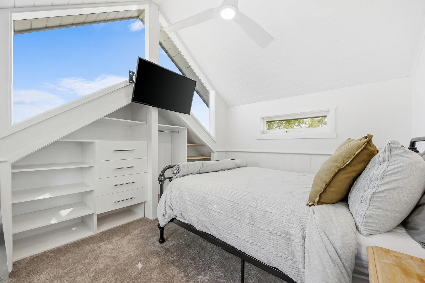 Additional image 20 of 1 Macarthur Street, Soldiers Hill VIC 3350