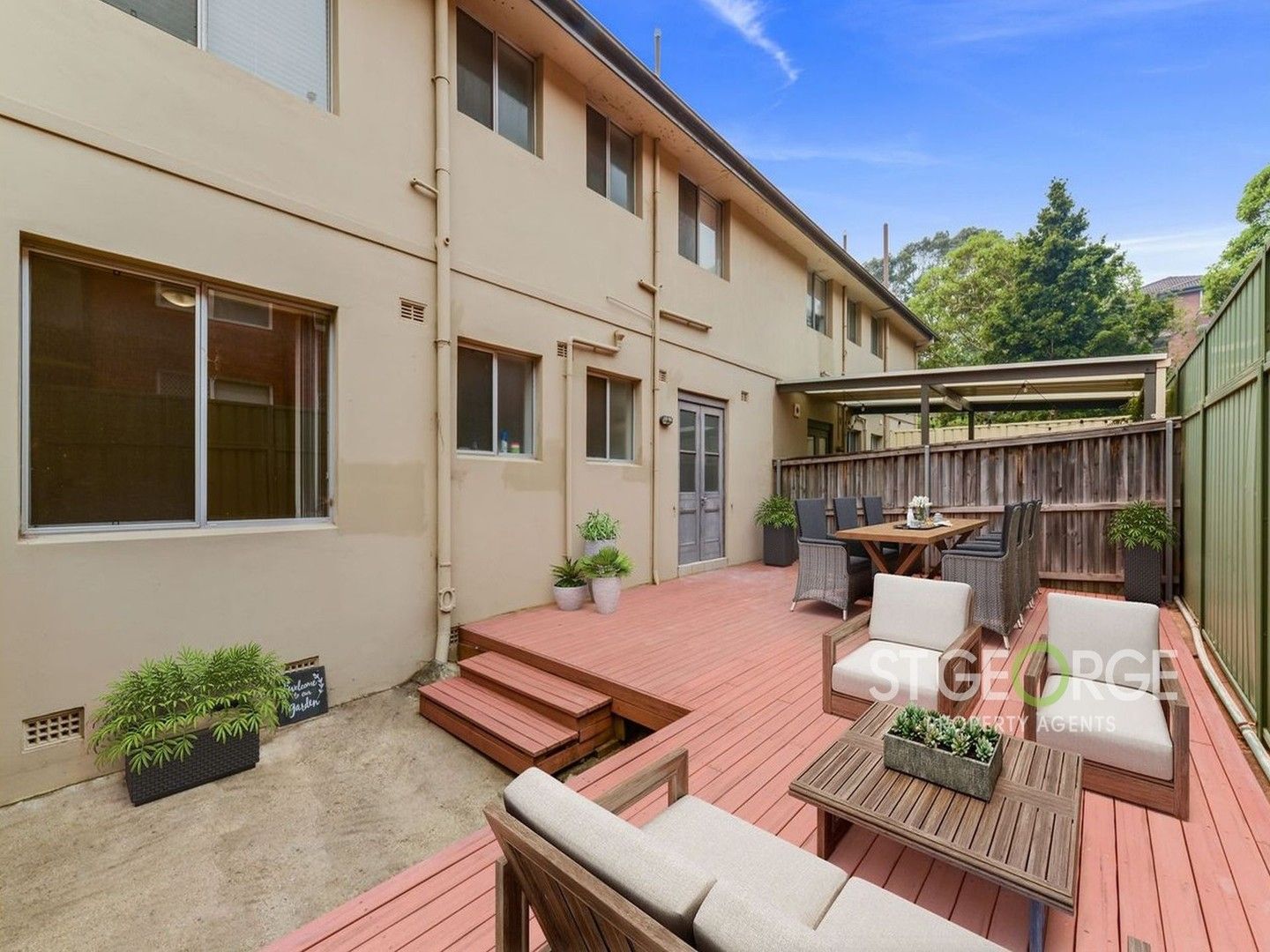 2 bedrooms Apartment / Unit / Flat in 2/3 St Georges Road PENSHURST NSW, 2222