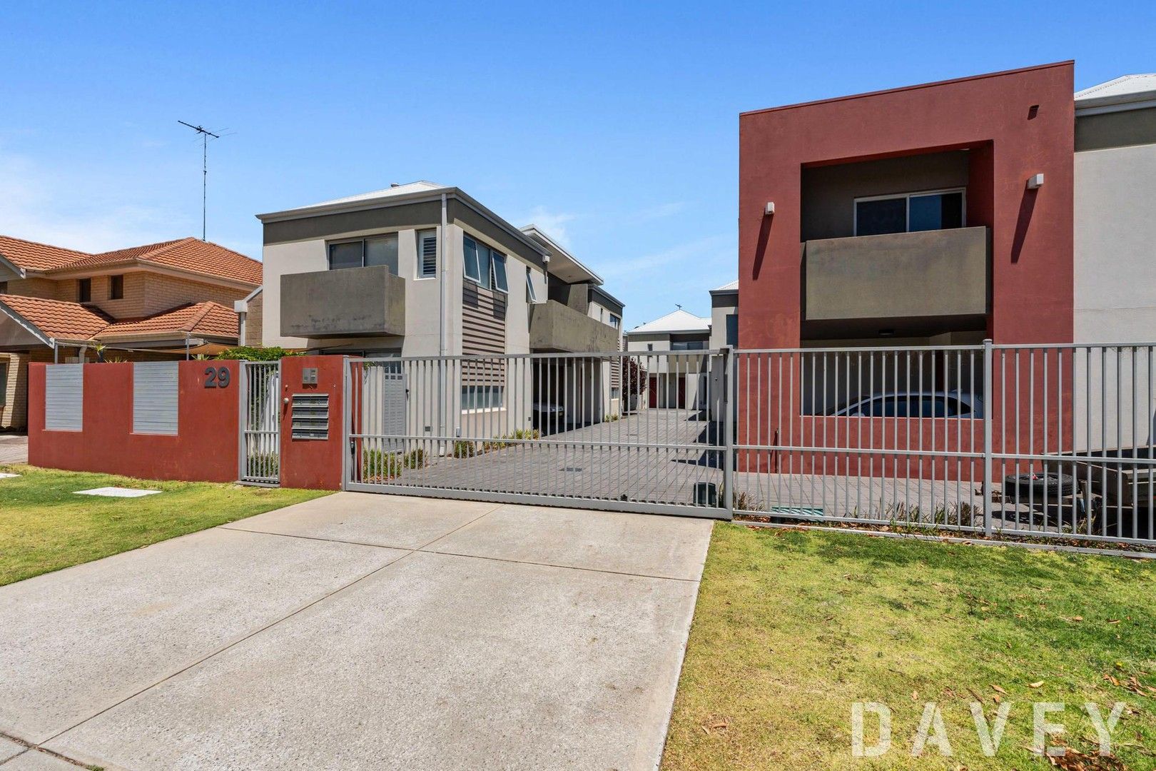 7/29 Rawlins Street, Glendalough WA 6016, Image 0